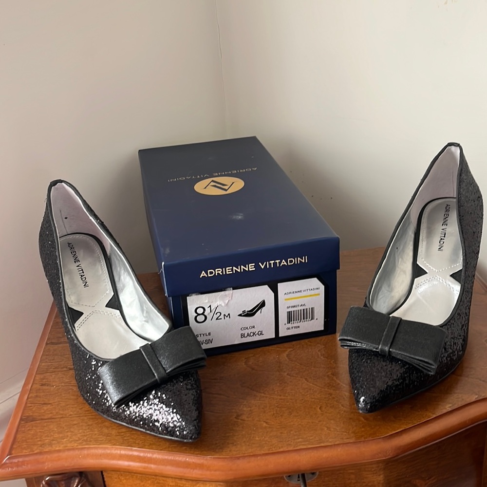 Adrienne Vittadini Glitter dress Shoe 8 1/2 Women